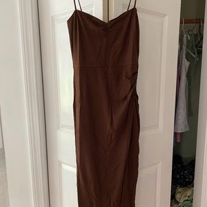 Brown dress, Reformation